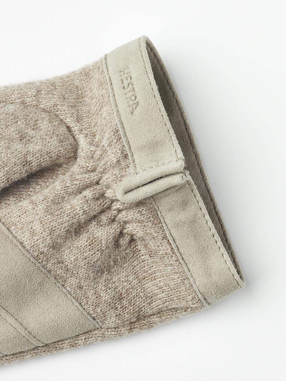 Beige wool jersey glove with suede details
 (4 of 5)