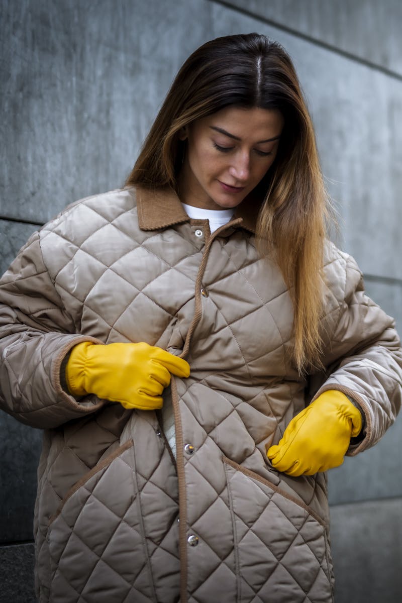 Eira in the color Natural yellow (9 of 9)