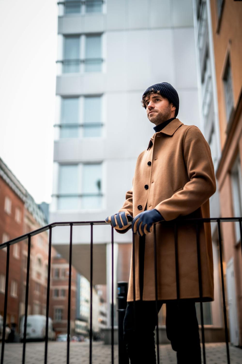 Dark blue fabric glove with beige-yellow palm
 (4 of 8)