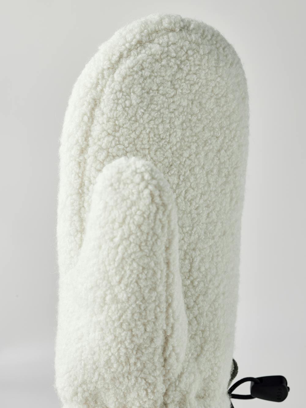 White machine-sewn mitten in shaggy teddy fleece
 (2 of 5)