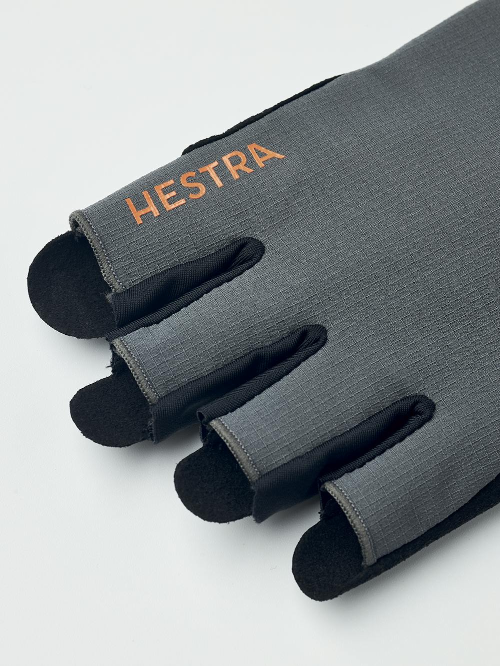 Bike Guard Short 5-finger in the color Charcoal (5 of 8)