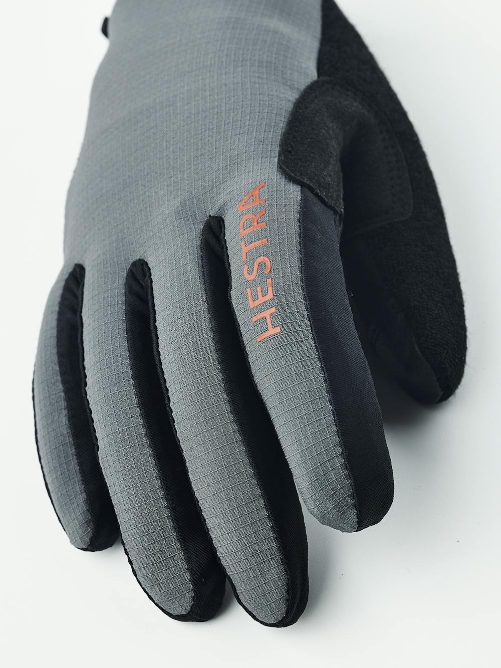 Bike Guard Long 5-finger in the color Charcoal (4 of 8)