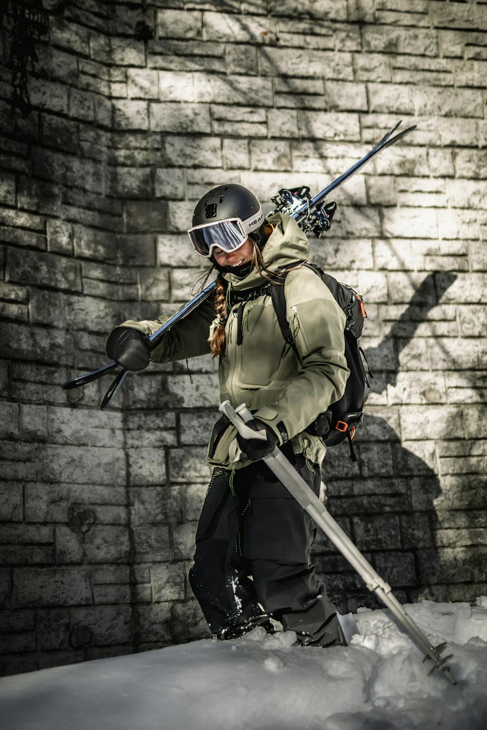 Svart tumhandske i nötnappa
(4 av 8)