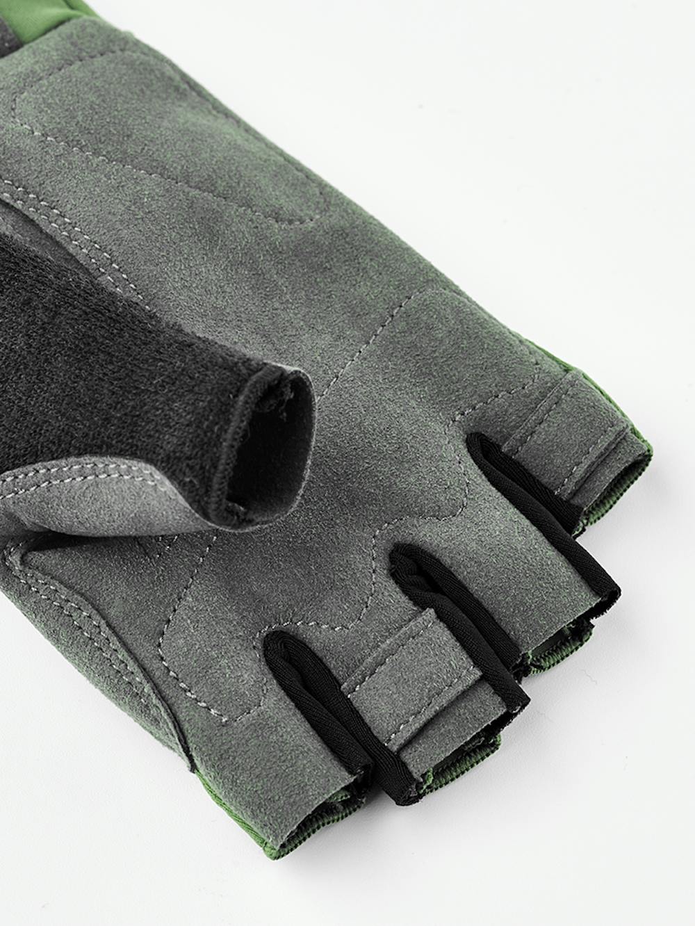 Apex Short in the color Olive (5 of 5)