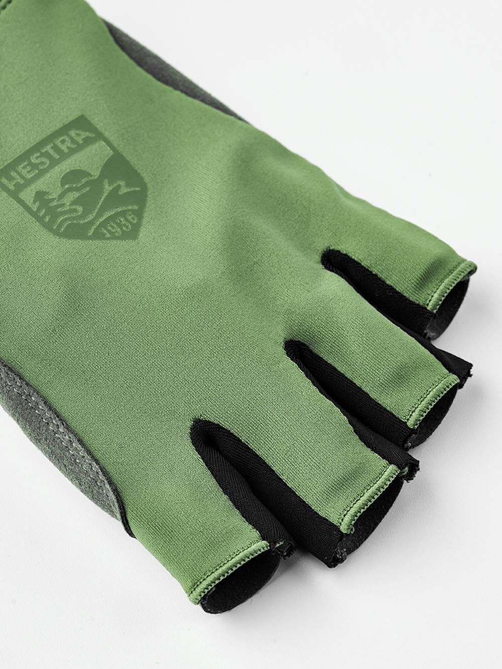 Apex Short in the color Olive (2 of 5)