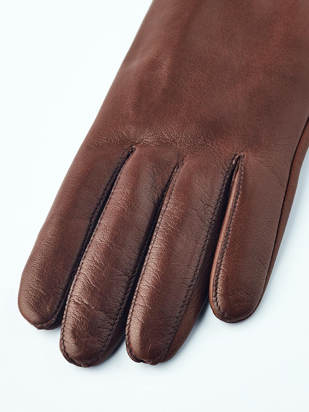 Shirley in the color Chestnut (5 of 6)