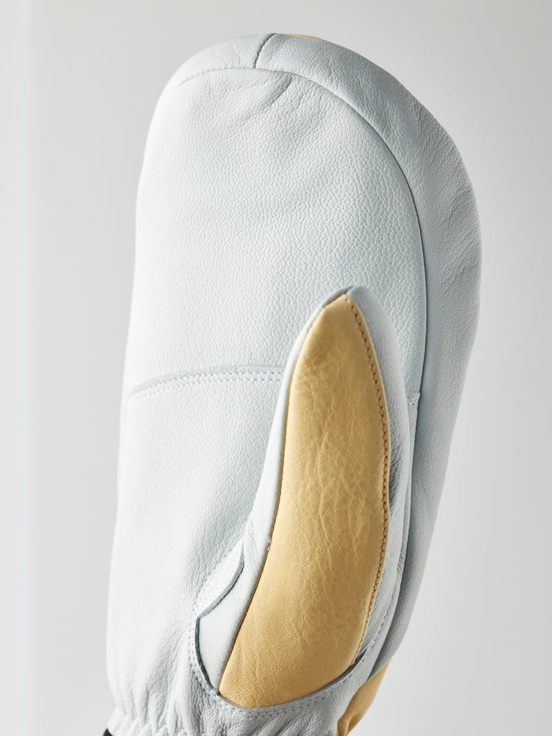 Light yellow goat leather and cow hide mitten with white palm (2 of 6)