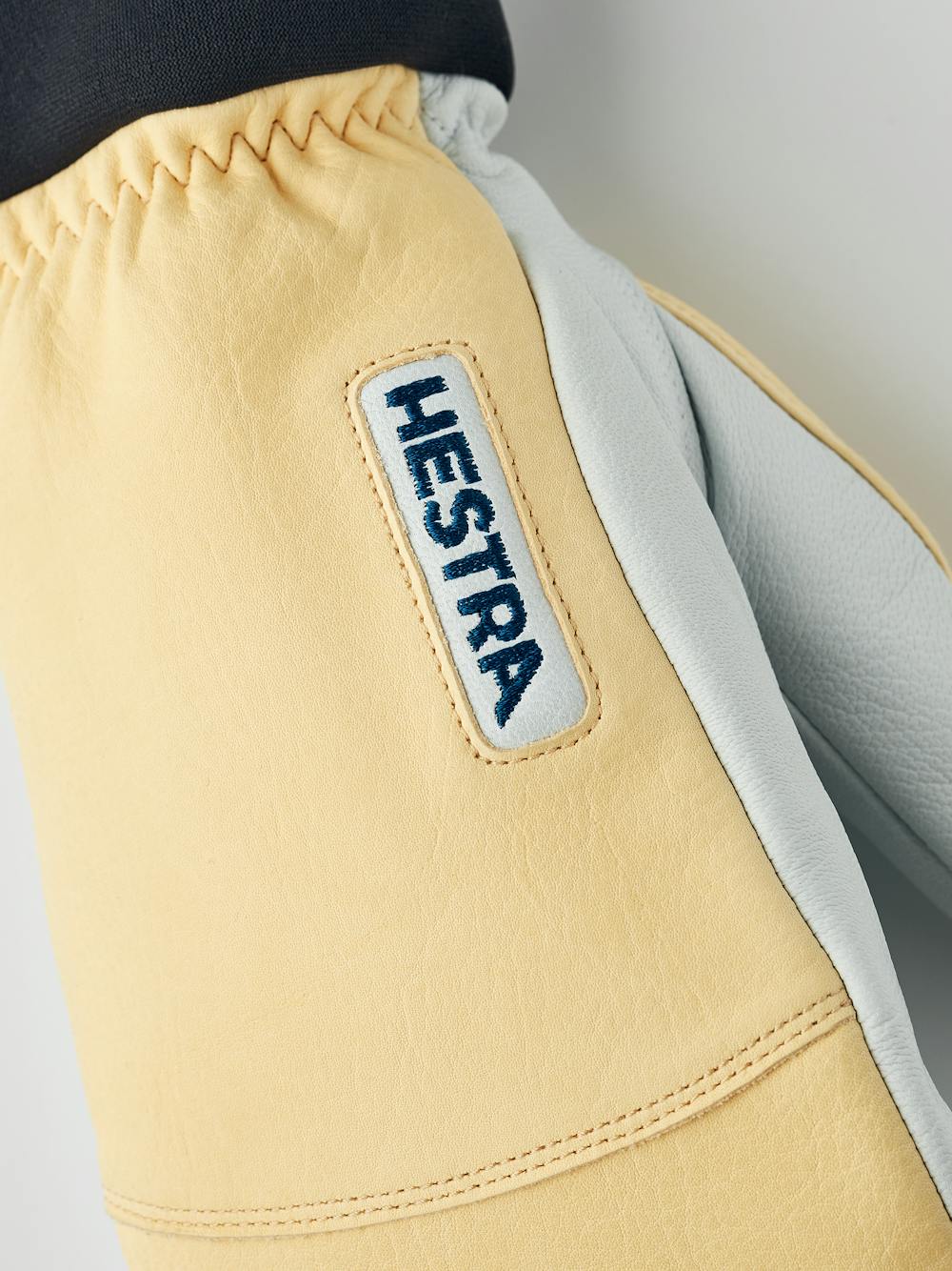 Hellgelber Fausthandschuh aus Ziegenleder und Rindsleder mit weißer Innenhand (4 oder 6)