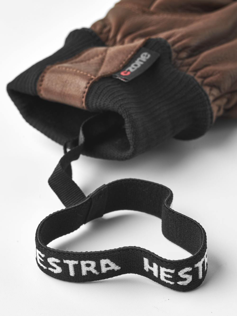 Ergo Grip CZone Vernum 5-finger in the color Brown (2 of 6)