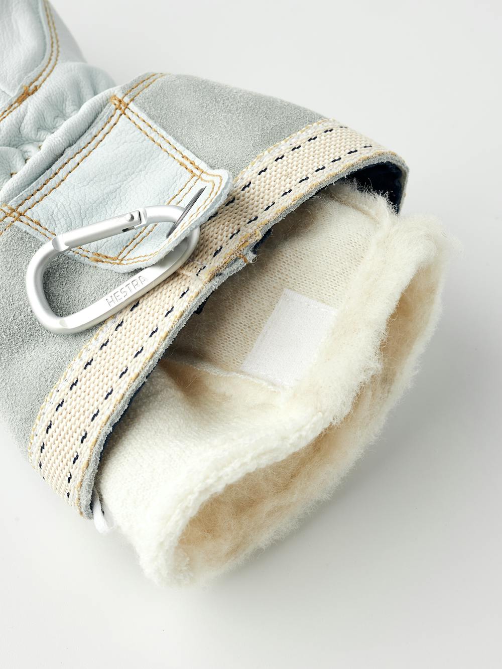 Army Leather Tundra 5-finger in the color Navy (6 of 7)