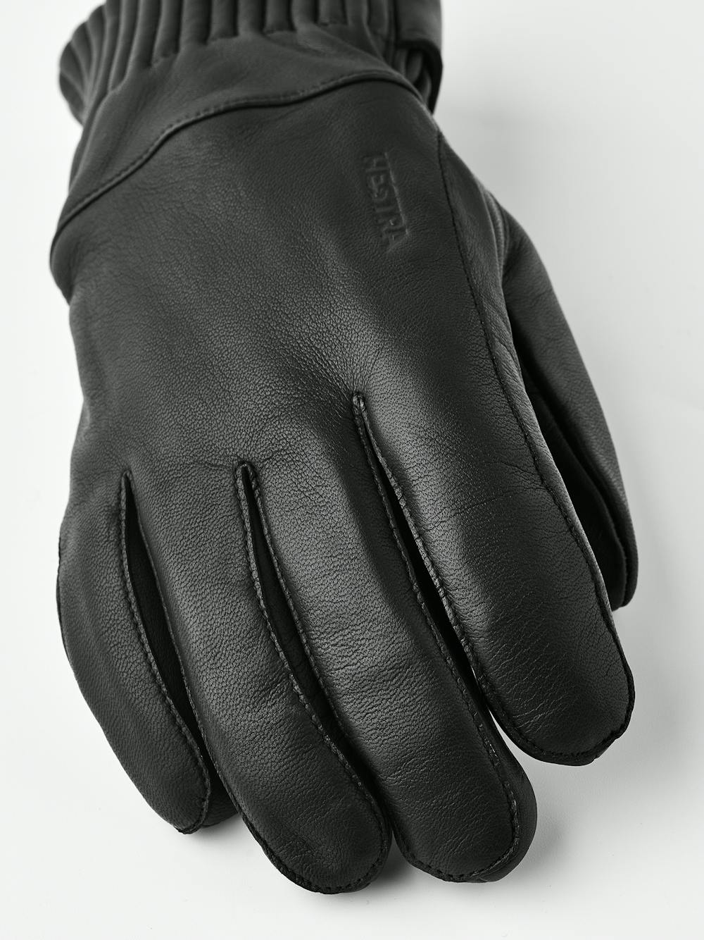 Black hairsheep ski glove (3 of 6)