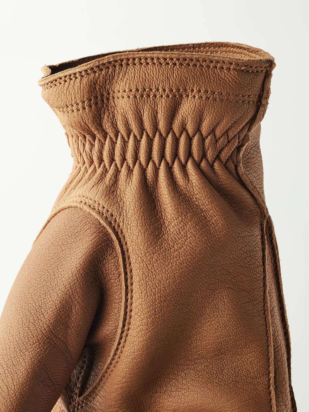 Jon in the color Cork (4 of 5)