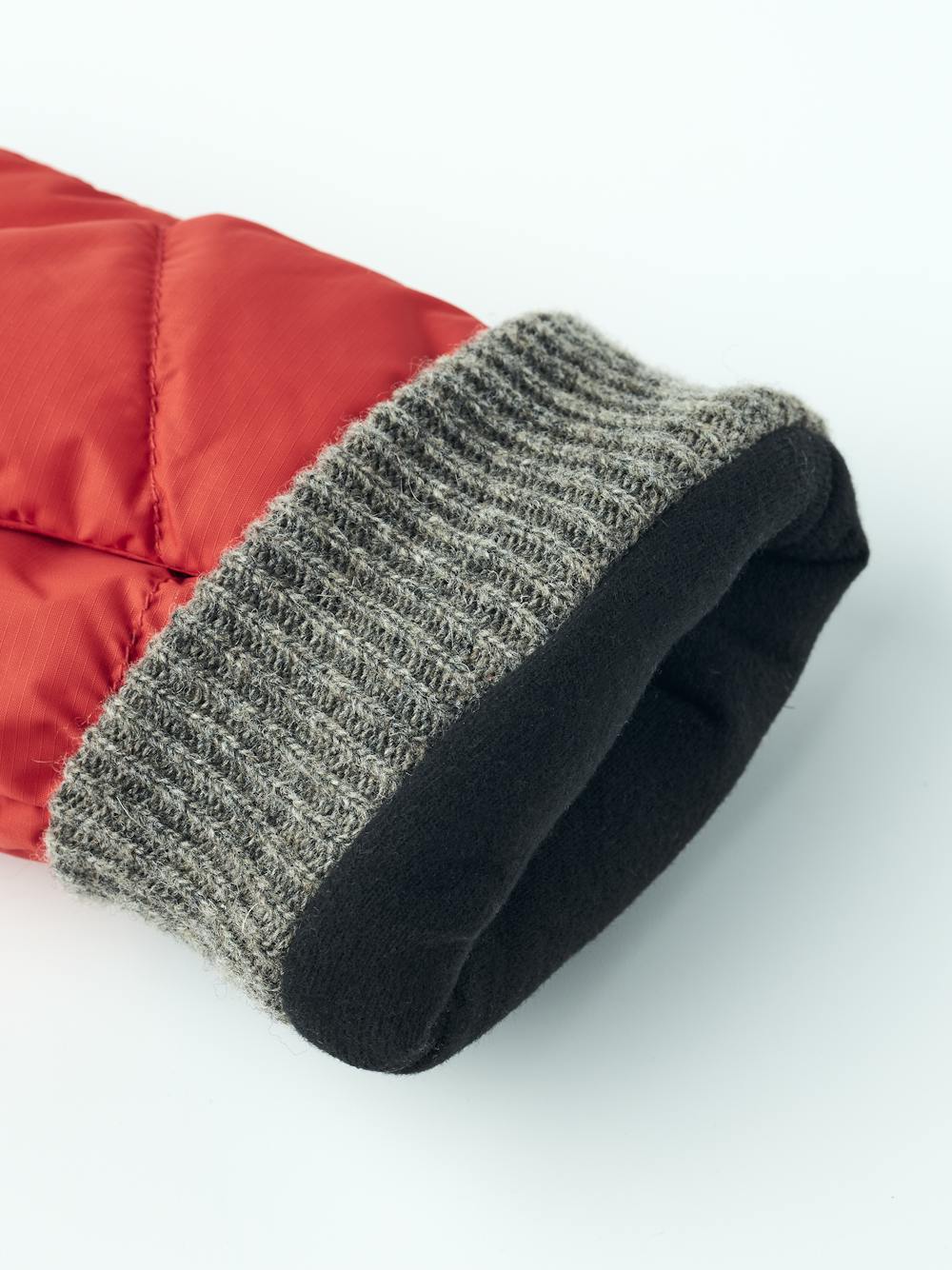 Otra in the color Light red (4 of 6)