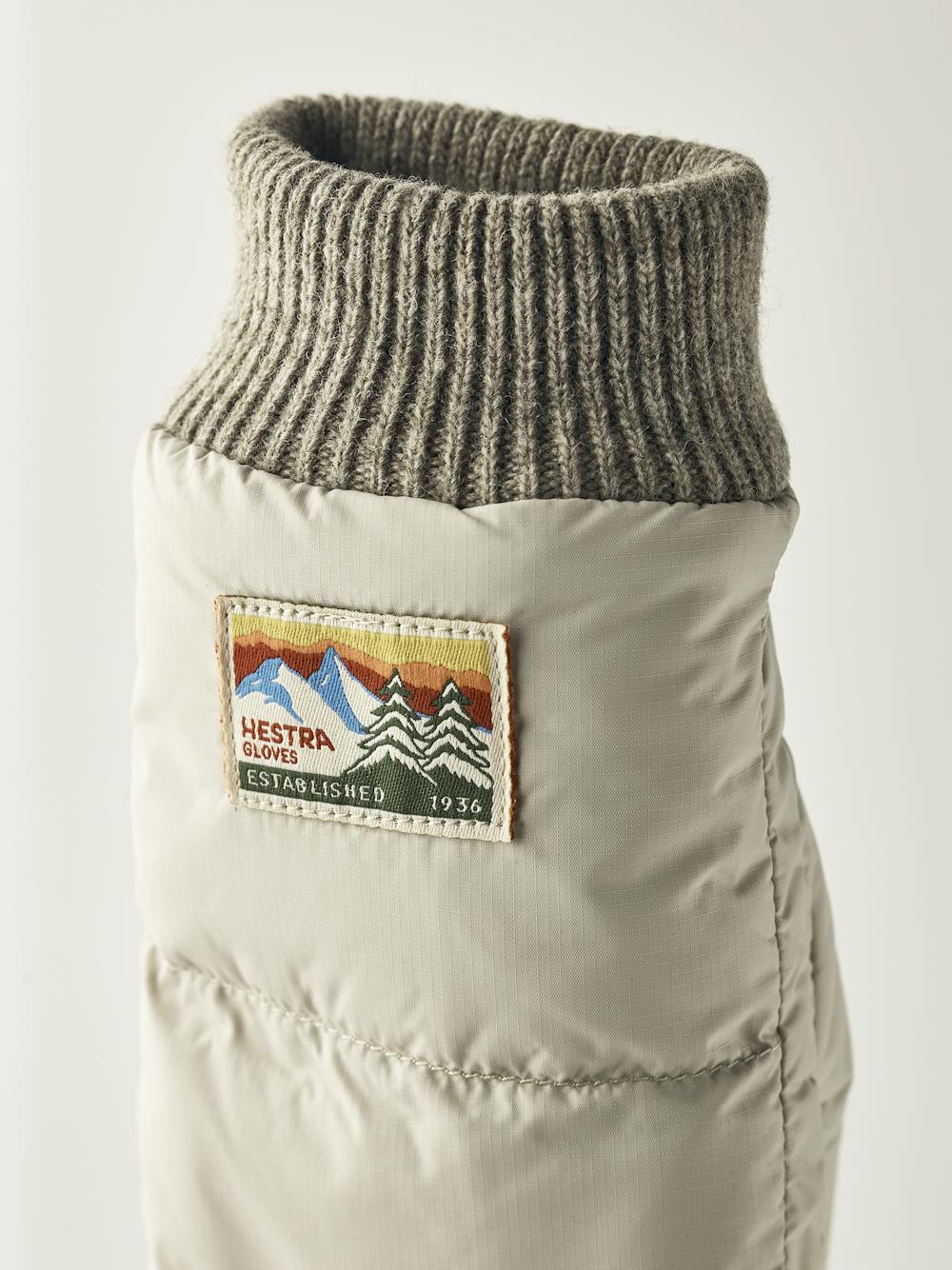 Light beige fabric mitten with light gray knitted cuff
(3 of 3)