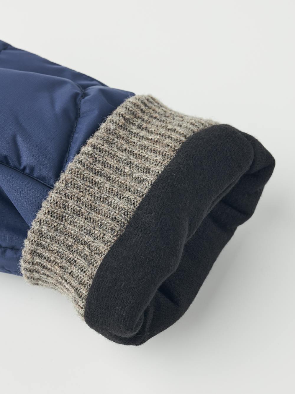 Otra in the color Navy (3 of 6)