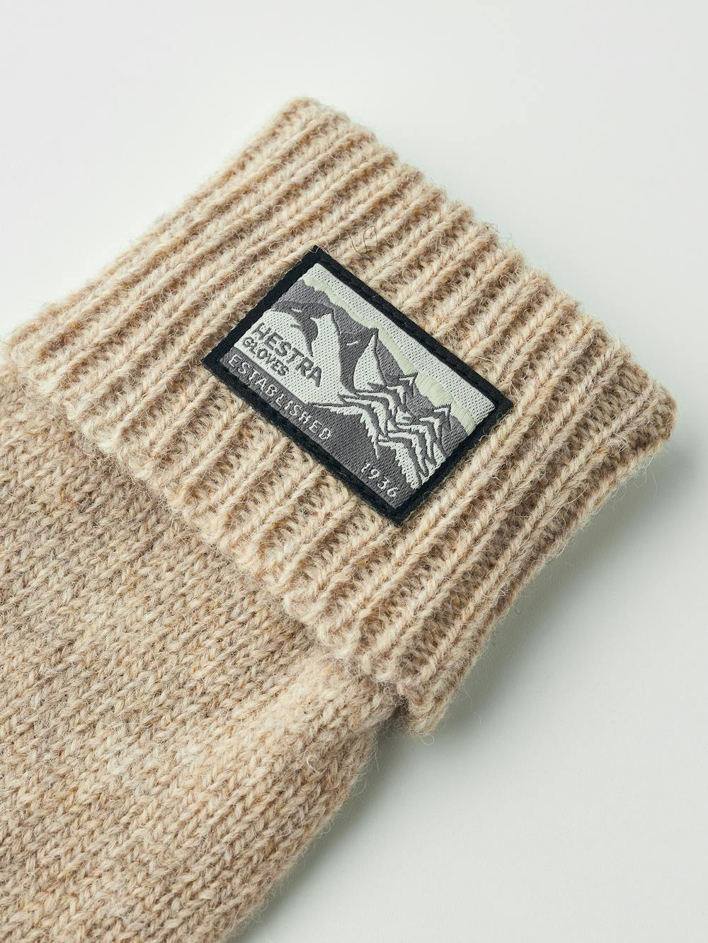 Beige fingerless glove in mottled wool yarn (3 of 3)