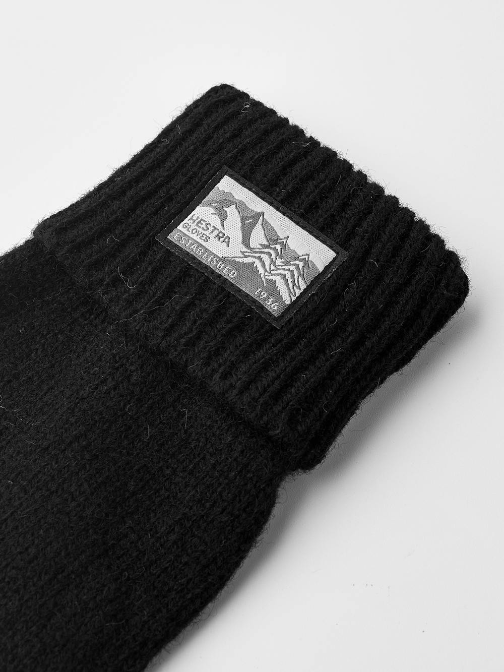 Black fingerless glove in mottled wool yarn (3 of 3)