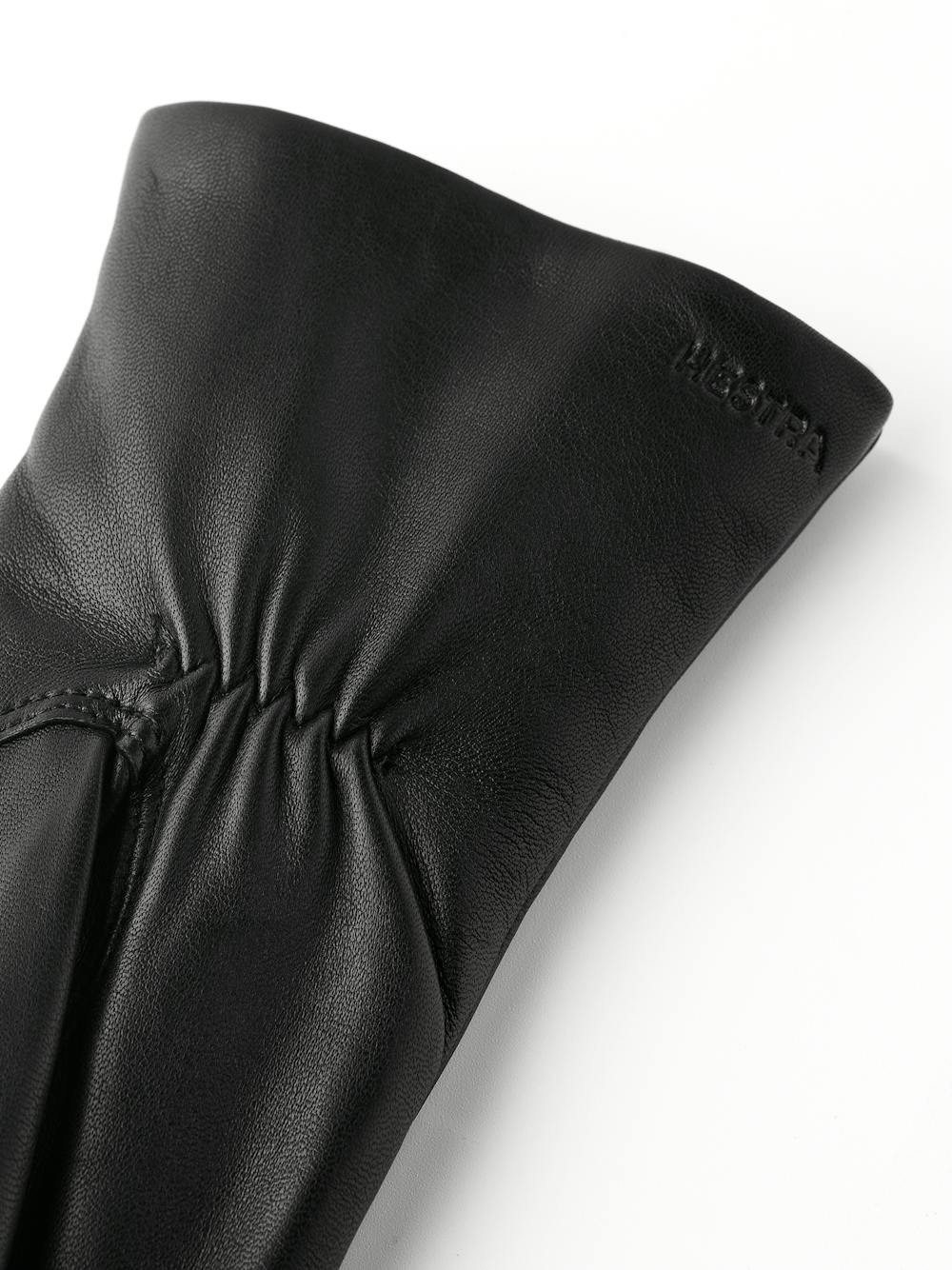 Black machine-sewn hairsheep leather glove with zip
(5 of 6)