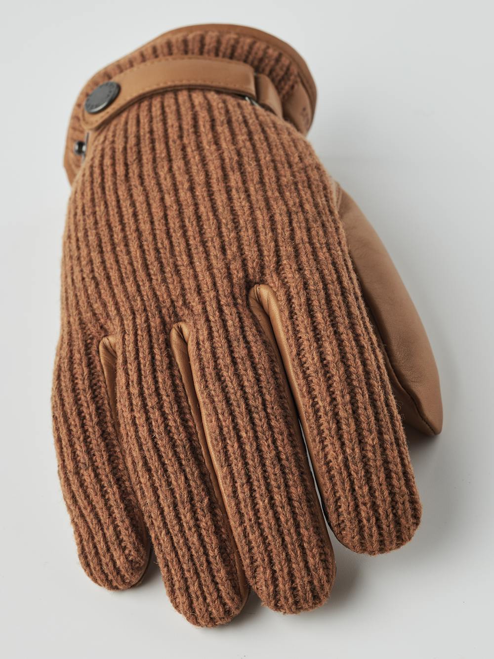 Christopher in the color Cork (3 of 5)