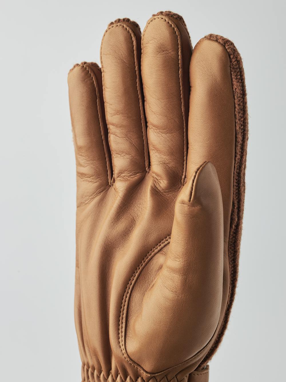 Christopher in the color Cork (4 of 5)