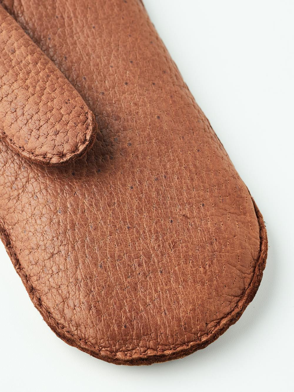 Light brown hand-sewn peccary leather mitten
(2 of 5)