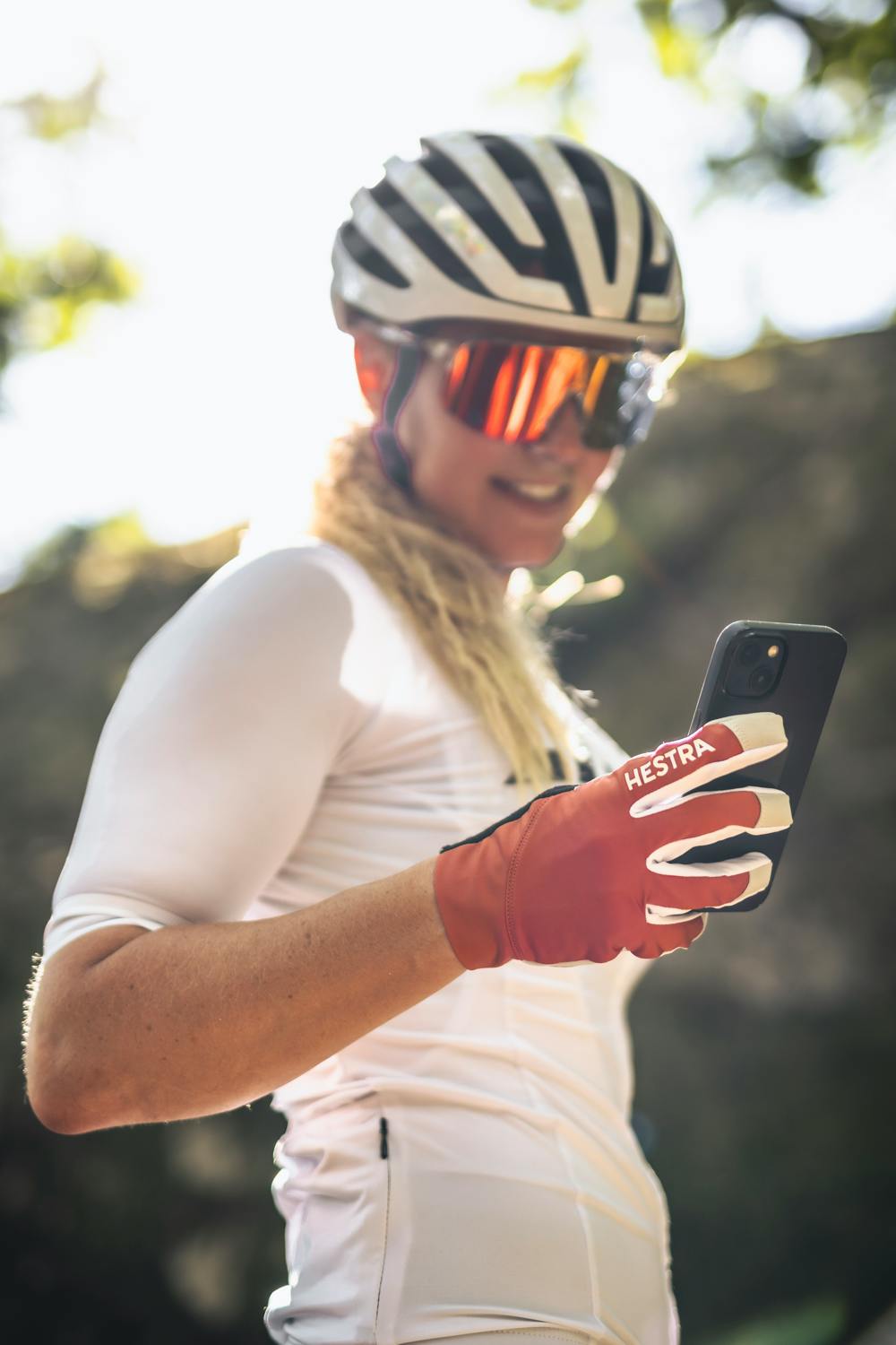 Spiro Long 5-finger in the color Rust / Light grey (3 of 6)