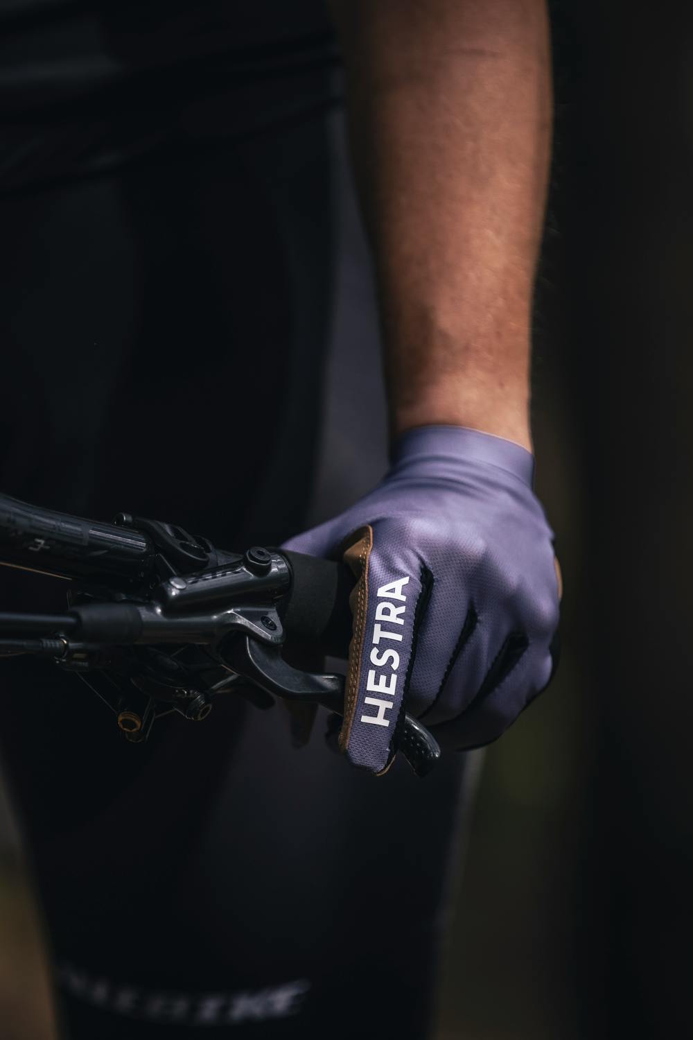 Ventair Long 5-finger in der Farbe Lila (8 oder 8)