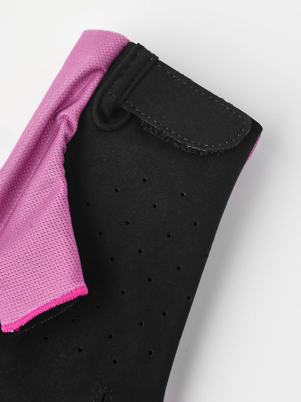 Ventair Short - 5 finger in der Farbe Kirschrot (3 oder 4)