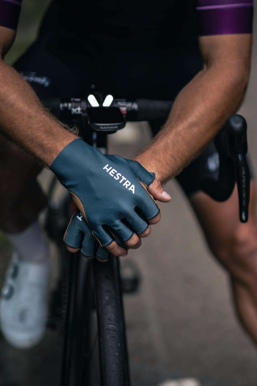 Ventair Short 5-finger in the color Petrol (4 of 8)