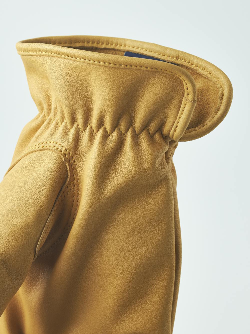 Dakota 5-finger in the color Tan (3 of 4)