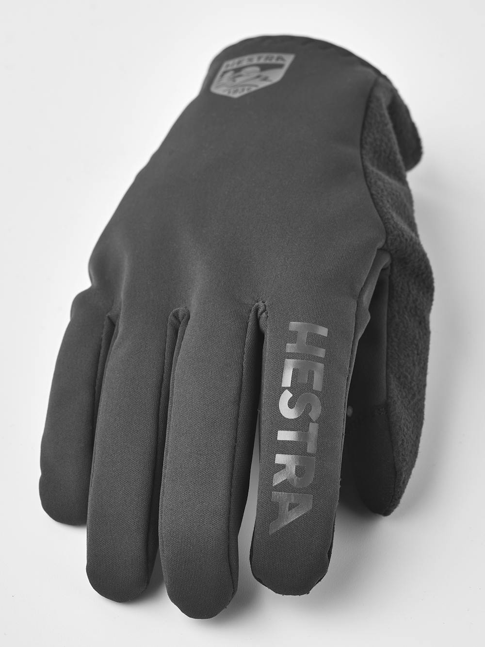 Runners 5-finger in the color Black (2 of 5)