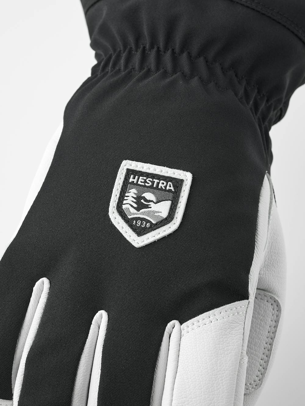 Flextron Motion 5-finger in the color Black & offwhite (4 of 5)