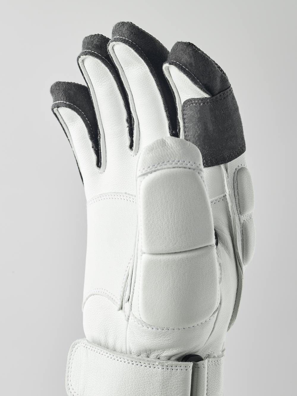 GSL Race Trigger 5-finger in the color White (6 of 6)