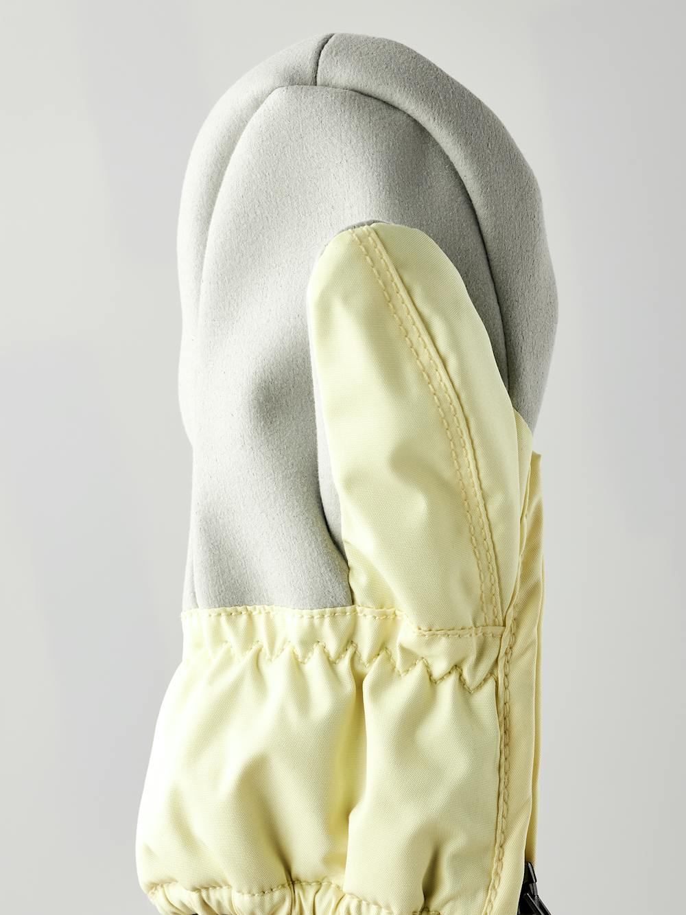 Baby Zip Light Mitt in the color Pale yellow (3 of 4)