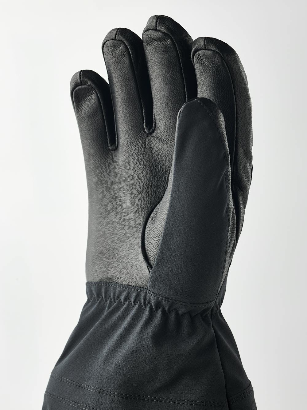 Heli Mistral Jr 5-finger in the color Black (5 of 6)