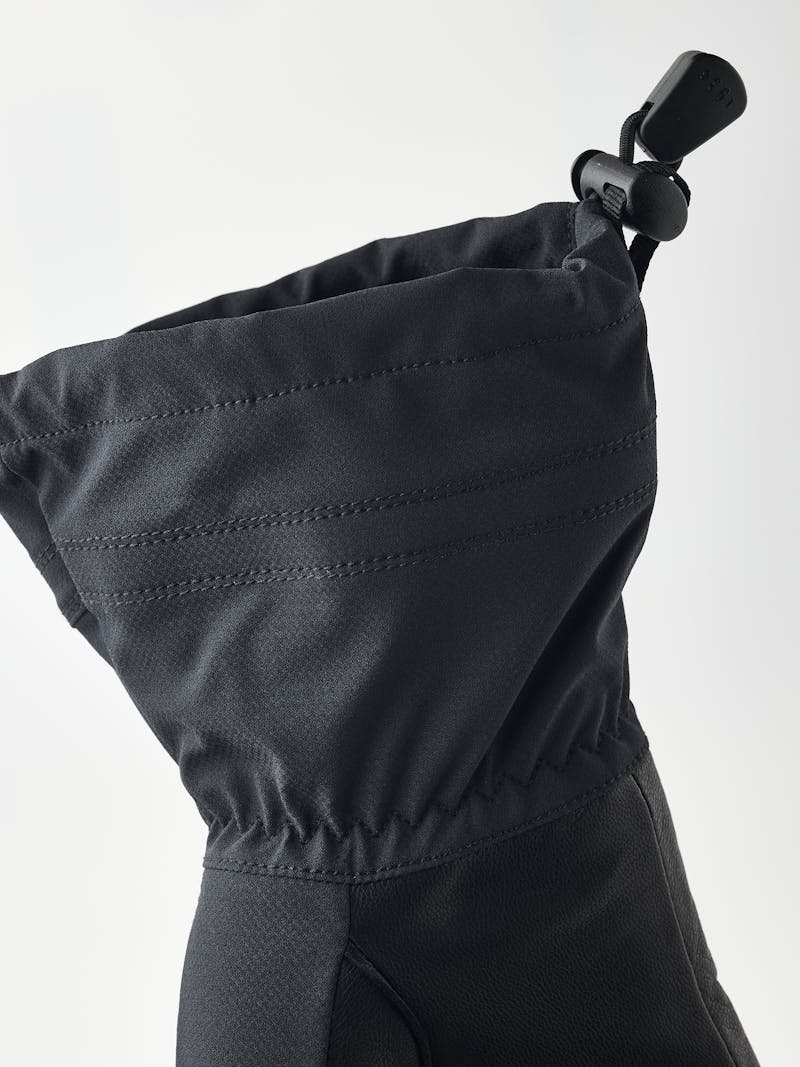 Heli Mistral Jr 5-finger in the color Black (2 of 6)