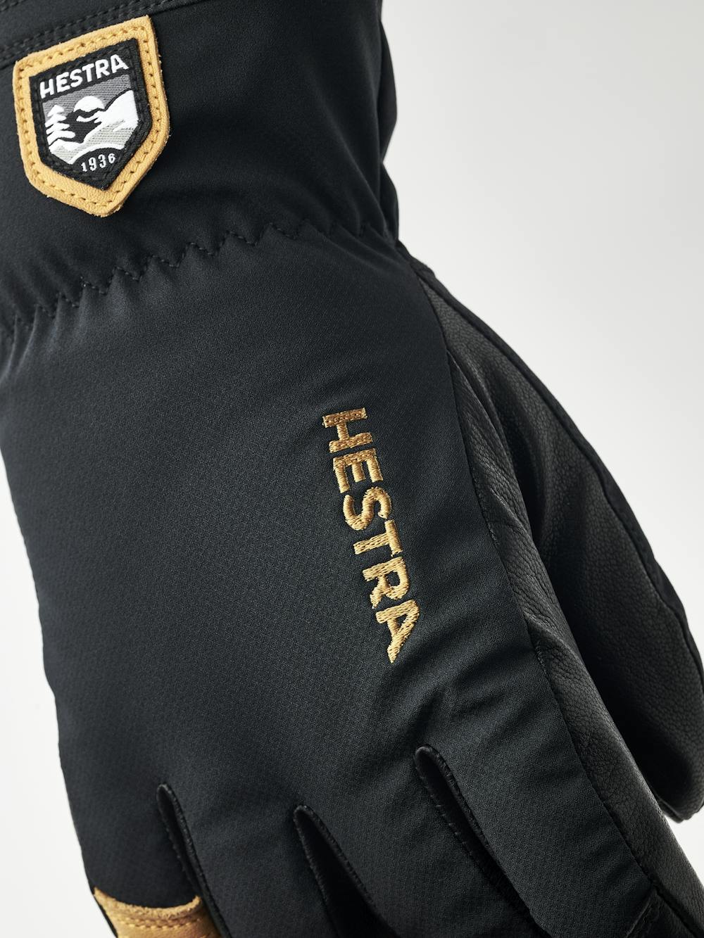 Heli Mistral Jr 5-finger in the color Black (6 of 6)