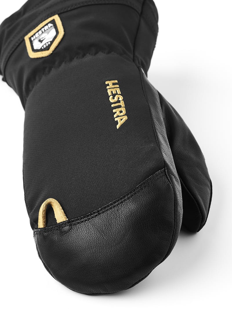 Heli Mistral Jr Mitt in the color Black (2 of 7)