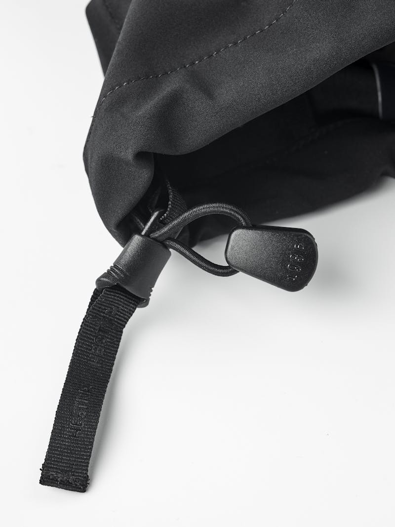 Seam Sealed Shell Mitt in the color Black (4 of 6)