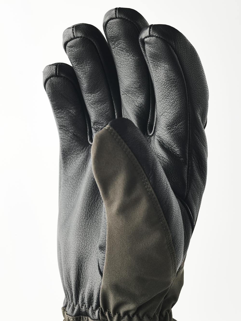 Hunters CZone 5-finger in the color Dark forest (5 of 6)