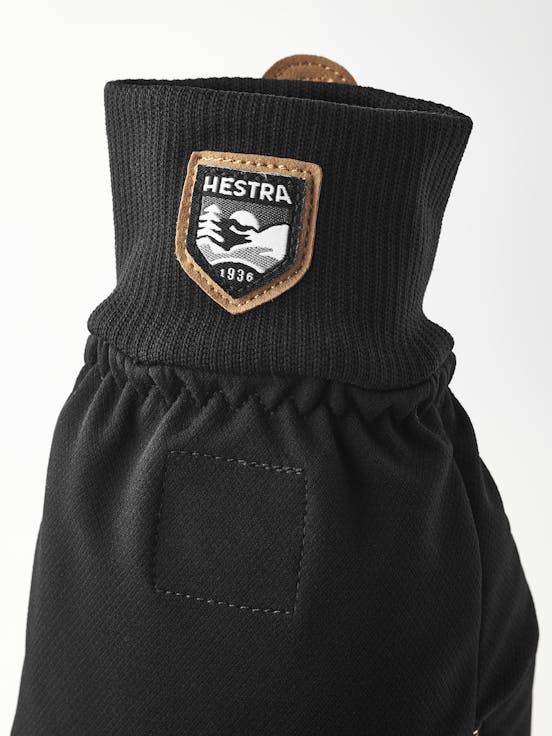 Alternative image for Windbreaker Pull Over Mitt