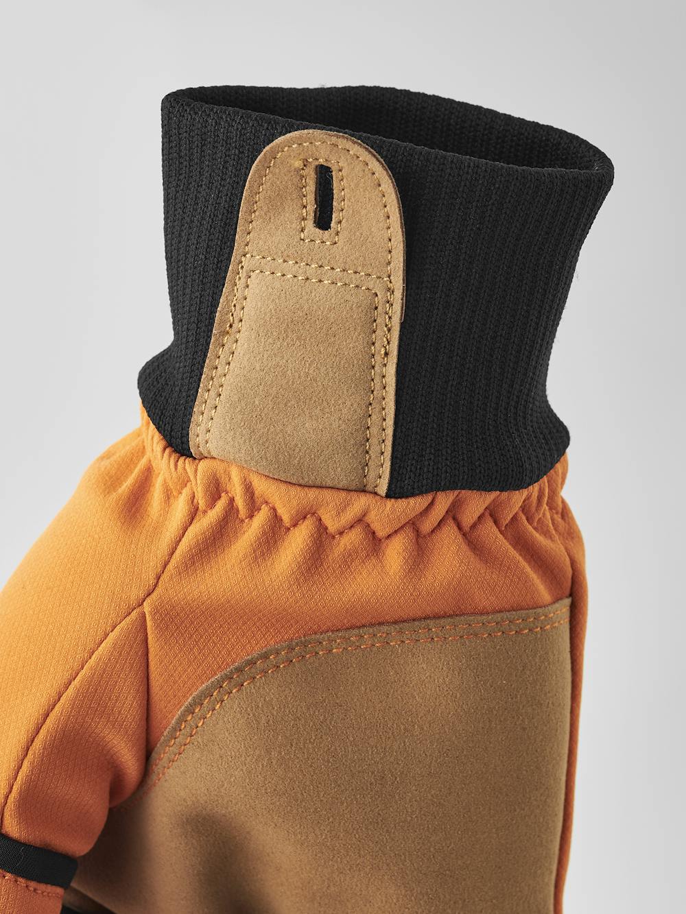 Windbreaker Pull Over Mitt in the color Orange (4 of 8)