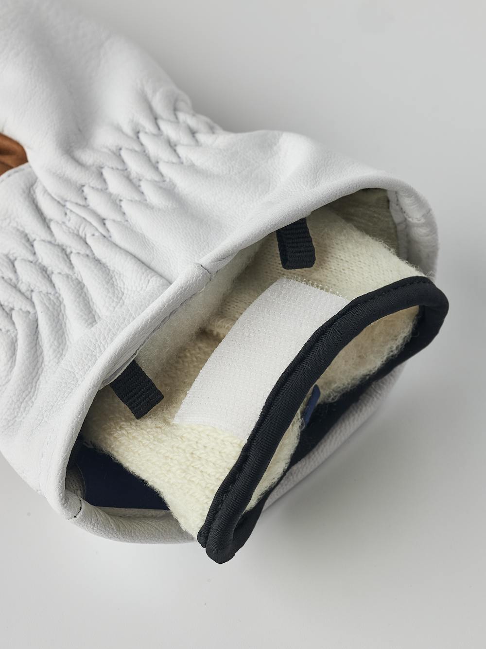 reMix Mitt i färgen Cork/offwhite (2 av 5)