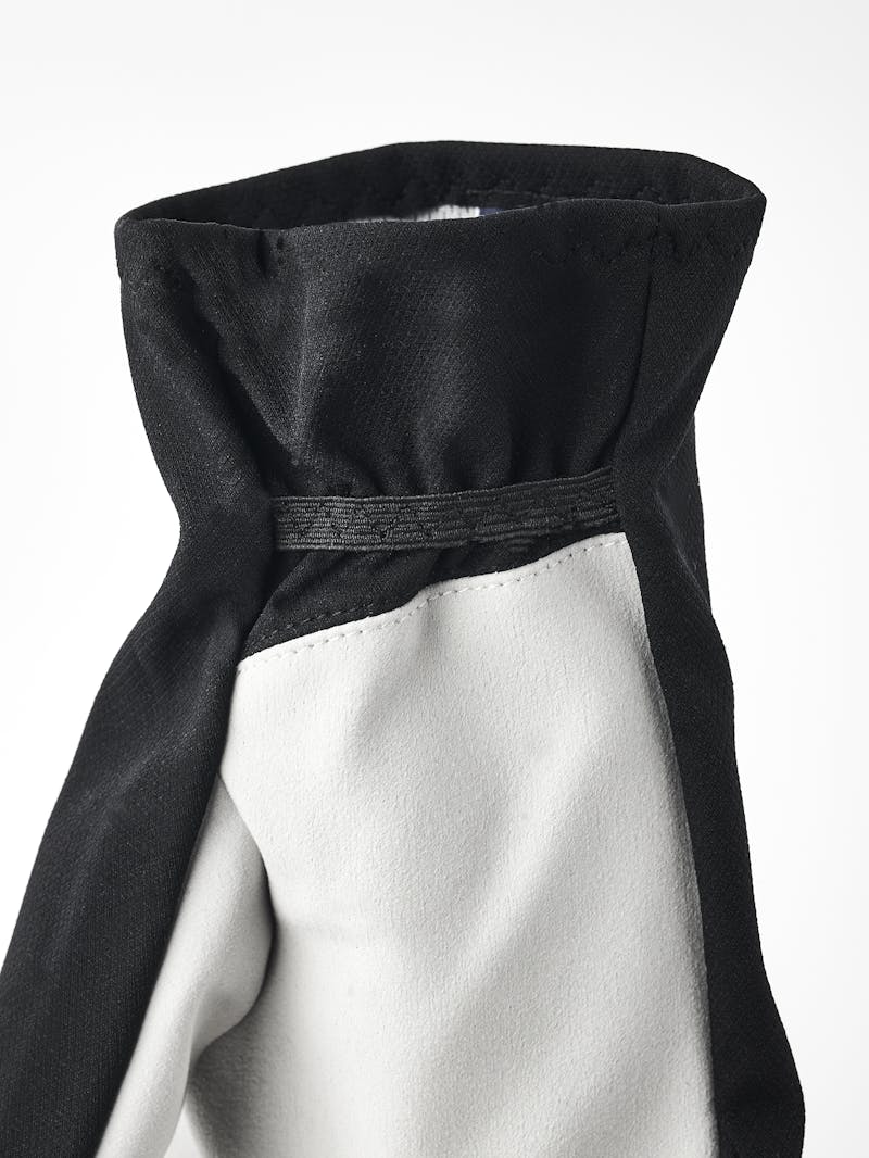 XC Over Mitt i färgen Svart (2 av 6)