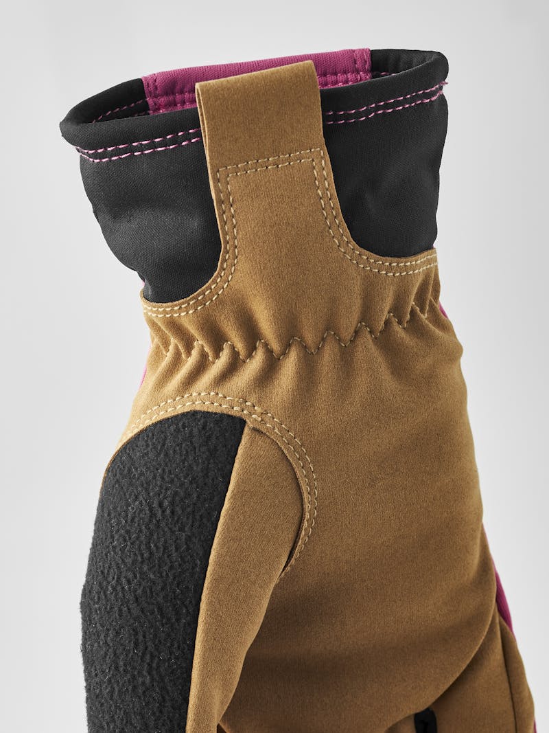Women´s XC Primaloft 5-finger in the color Cerise/tan (3 of 5)