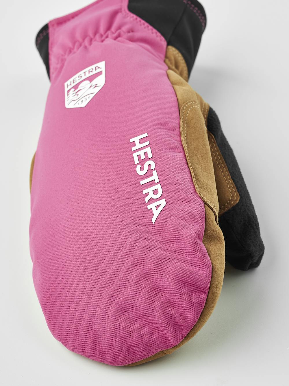 Women´s XC Primaloft Mitt in the color Cerise/tan (2 of 5)