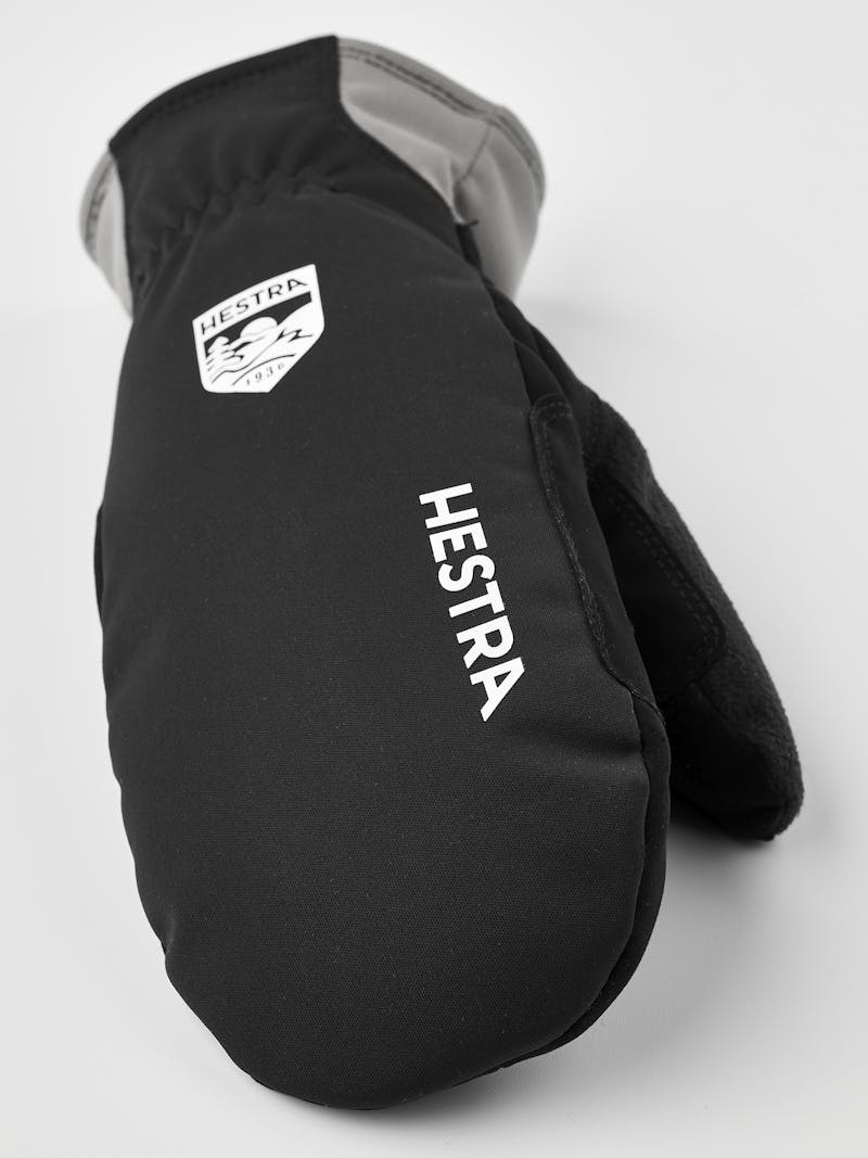 Women´s XC Primaloft Mitt in the color Black (3 of 5)