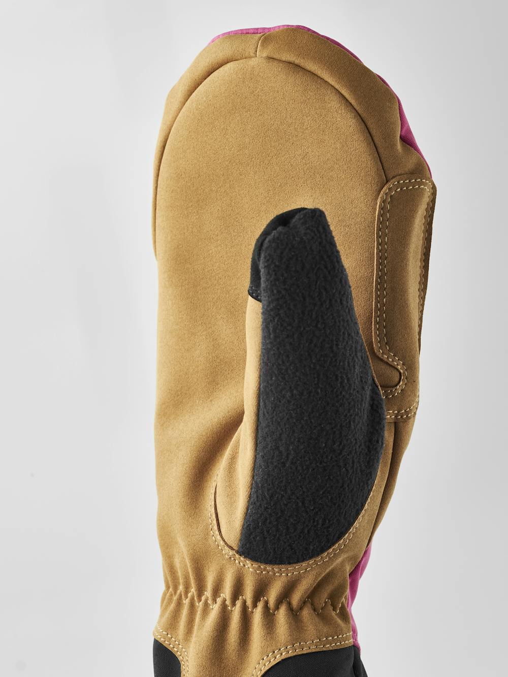 Women´s XC Primaloft Mitt in the color Cerise/tan (4 of 5)