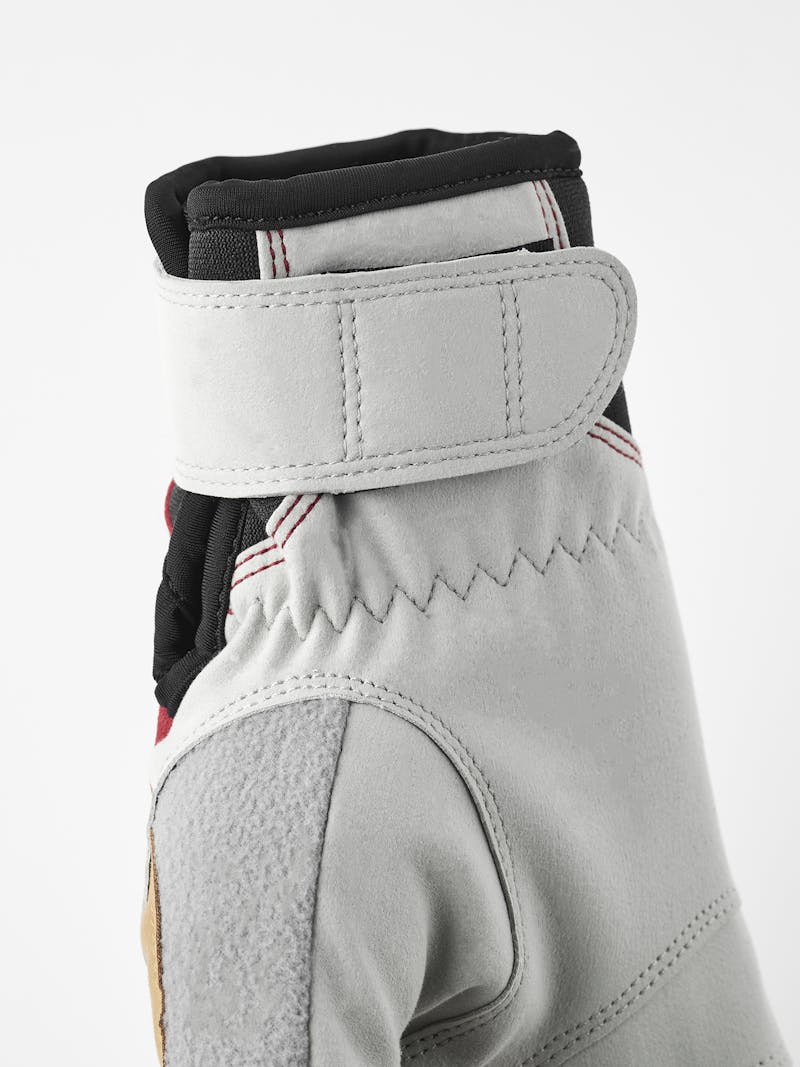 Ergo Grip Wool Touring 5-finger i färgen Red/light grey (6 av 6)
