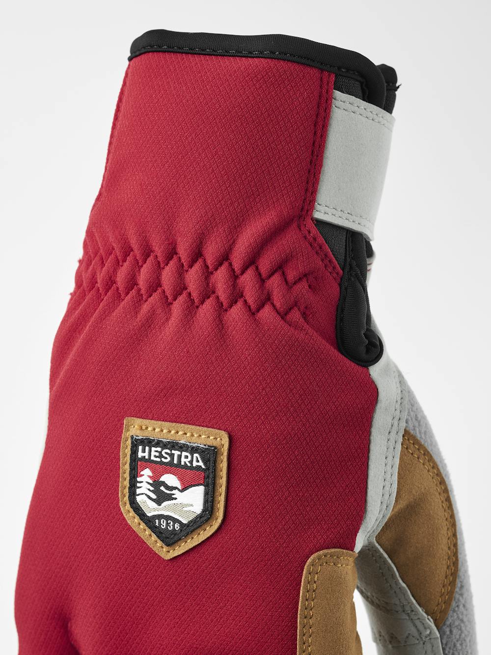Ergo Grip Wool Touring 5-finger in the color Red/light grey (2 of 6)